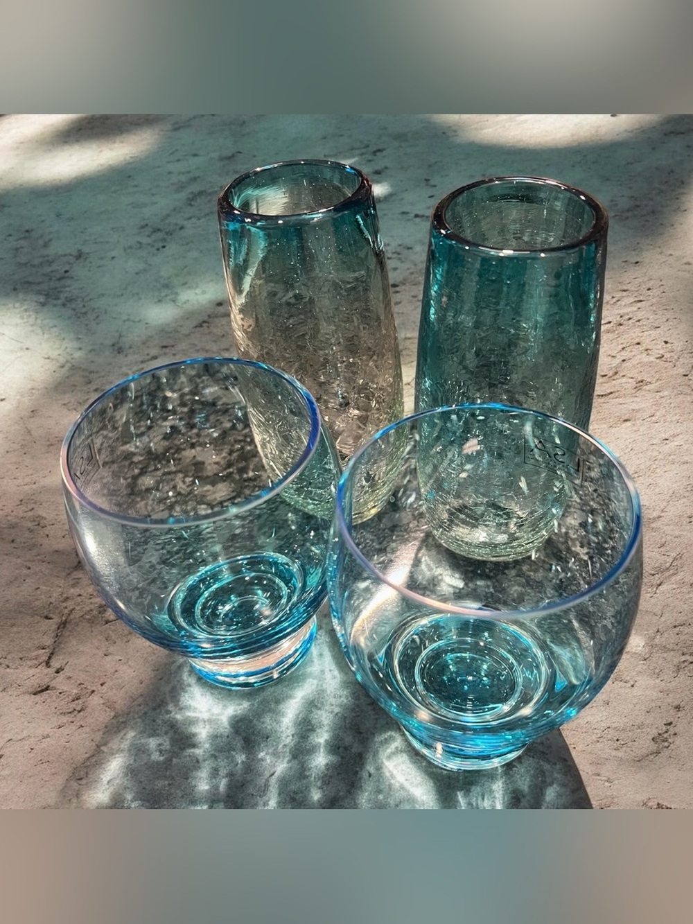 Vintage Set of 4 Blue & Blue Crackle
Decorated Glass Tumblers bar glasses.